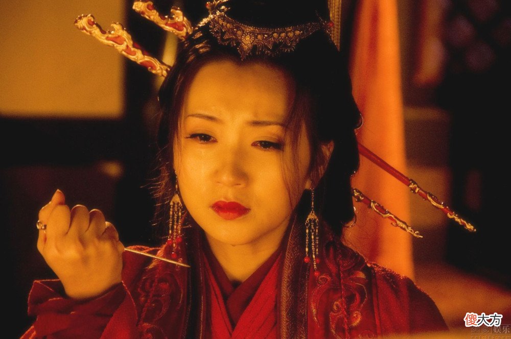 【历史故事】曹操把貂蝉送给关羽，一夜过后貂蝉就不想活了，关羽干了啥？