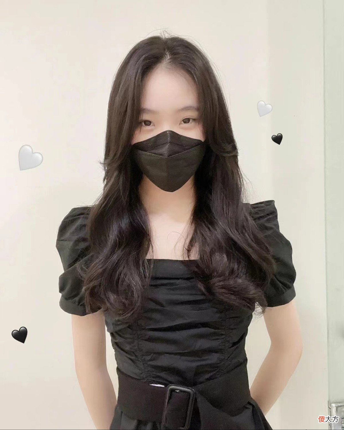 【时尚一点】小s二女儿罕见现身大变样！身材比大姐还好，穿紧身衣颜值更高了