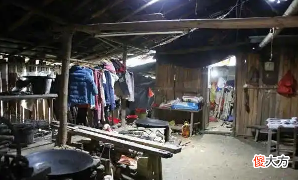 心理学：童年时期有过这3种经历的人，骨子里自卑，容易有羞耻感