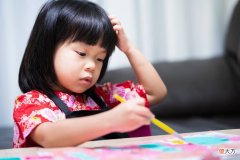 什么样的人能做少儿美术教师？4个建议，仅供参考