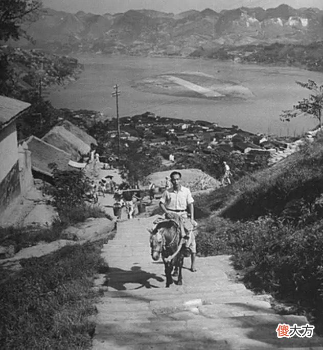 【爱历史】老照片：40年代的重庆，飞虎队镜头下的山城重庆