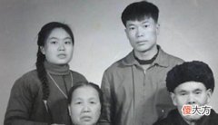 【爱历史】摄影师镜头下70年代老照片，图1老奶奶撞脸容嬷嬷，图2每天都见！