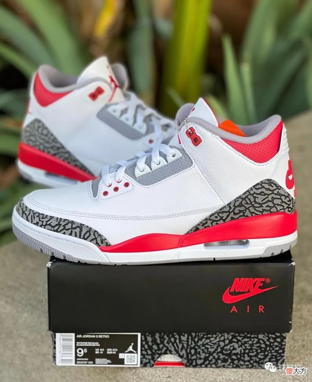 【就爱时尚】灯芯绒钩子 Air Jordan 1 官宣定档＆Air Jordan 3 Fire Red 推迟发售