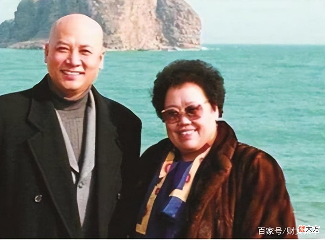 【爱历史】“慈禧后人”陈丽华，拥有北京内环一条街，全家都要等她才吃饭