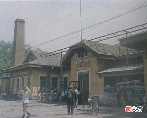 【历史故事】老照片：1987年的本溪，本钢铁厂依旧生产火热