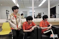 【游戏世界】AG月光回归日期定了?发文:十月又是秋,江湖必见,带队冲冠军杯