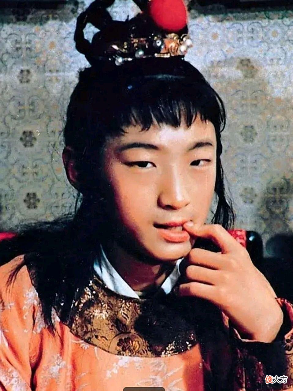 【历史故事】探春早知会抄检大观园，为什么不通知别人一声，难道她没有亲情？