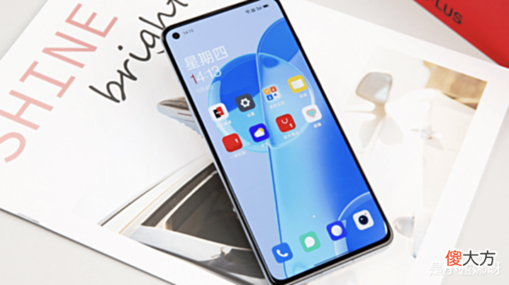 【游戏世界】12GB+256GB+三星E4屏,官方降价1100元,价格更亲民了!