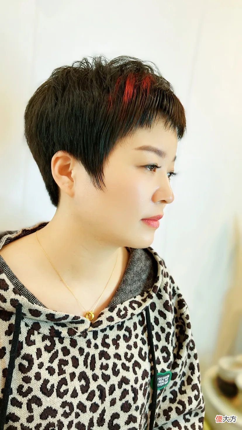 【时尚一点】天热拒绝留长发，4种最火短发送给你，看看美不美