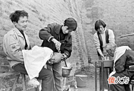 【爱历史】老照片：八十年代末的西安，一张张熟悉的市井生活