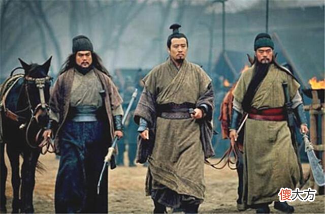 【爱历史】刘备听闻张飞死讯,轻声说了4字,诸葛亮才看清刘备的真实面目