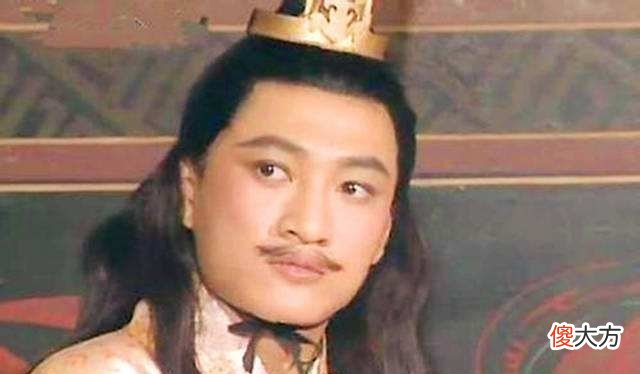 【爱历史】俘虏重新当上皇后，新皇帝问：我和你前任比如何？她的回答很露骨