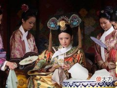 【历史故事】甄嬛传：华妃一个令人感到可恨，可怜，又可爱的人