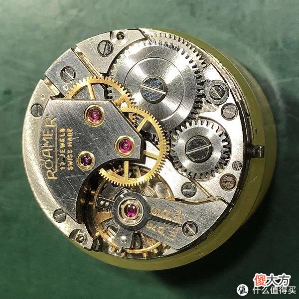【就爱时尚】瑞表鉴赏之罗马手表371机芯保养