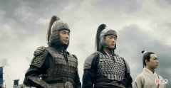 【爱历史】只有皇帝能用五爪龙，郑成功为何能穿衮龙袍？