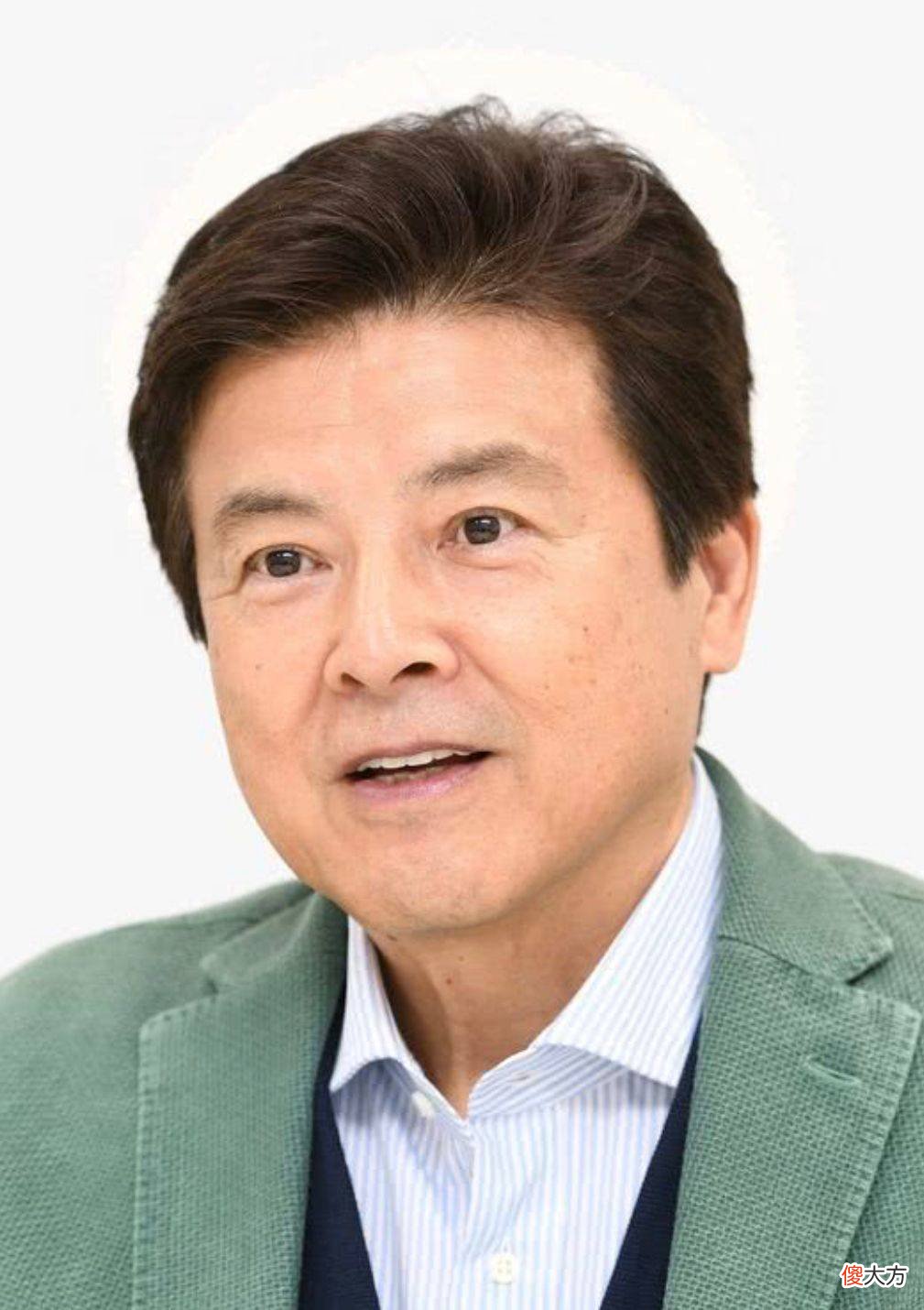 【就爱时尚】70多岁的三浦友和如何摆脱油腻感，别让油腻感毁了你越老越耐看