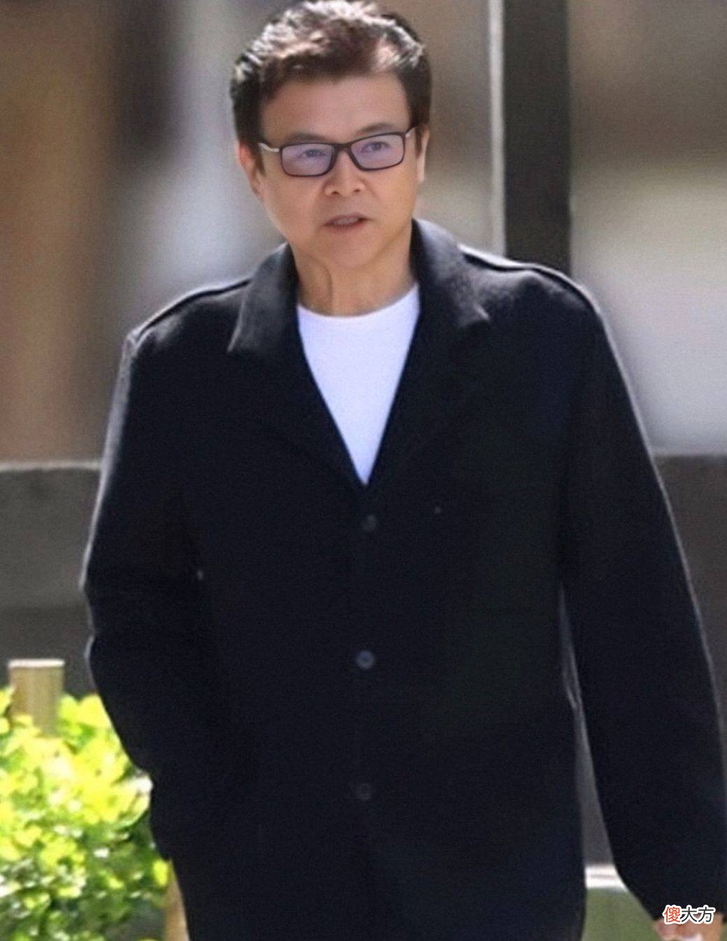 【就爱时尚】70多岁的三浦友和如何摆脱油腻感，别让油腻感毁了你越老越耐看