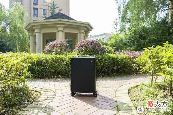 【就爱时尚】颜值与实力并存——地平线8号城市脉搏行李箱体验