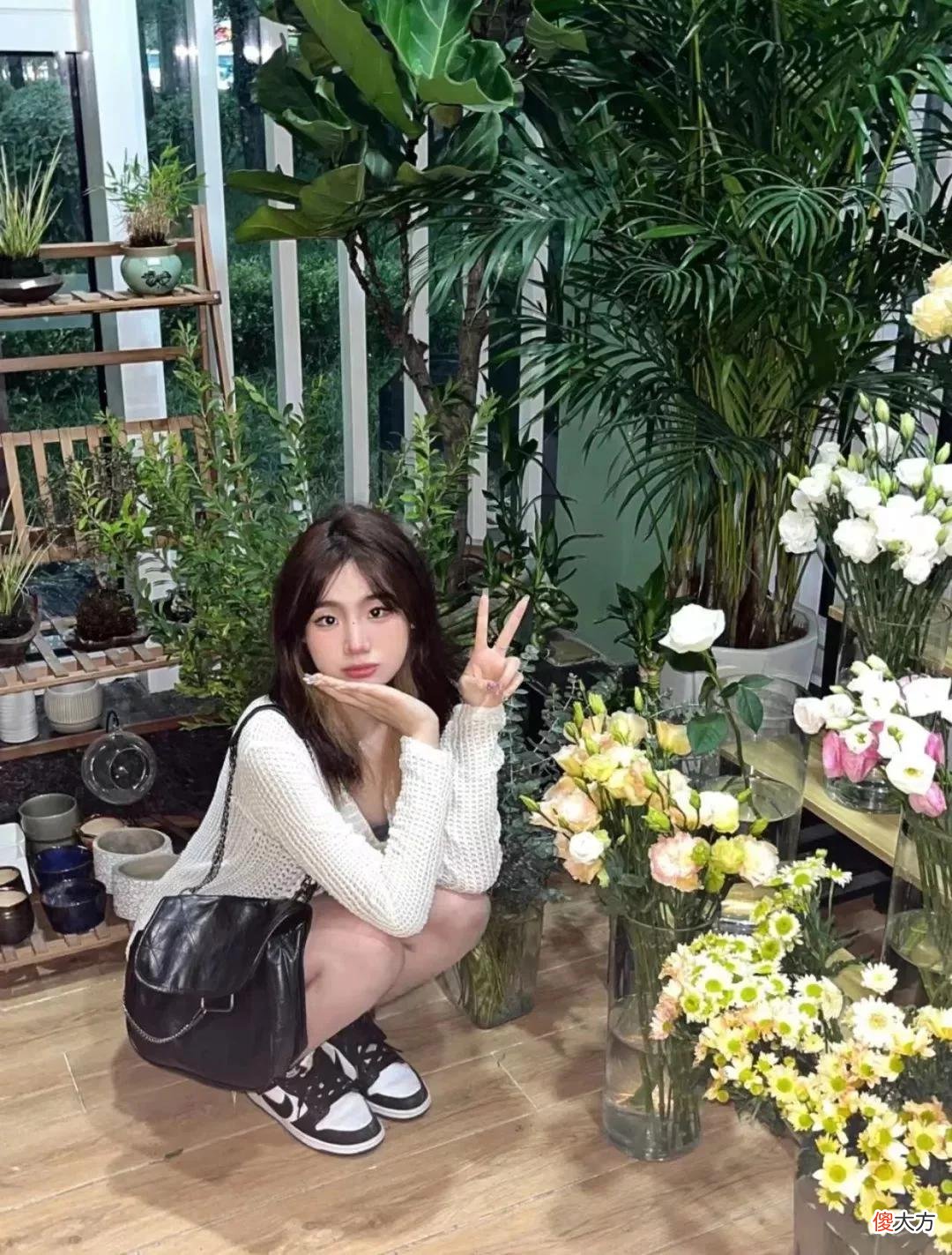 【时尚一点】SNKR Girls送鞋丨纯欲穿搭百看不腻，热辣身材的球鞋女孩把你拿捏了吗？6.27-7.03