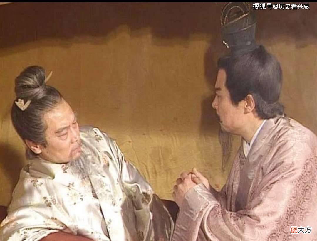 【历史故事】官渡之战给刘表提供的时机，为何他不从背后偷袭曹操