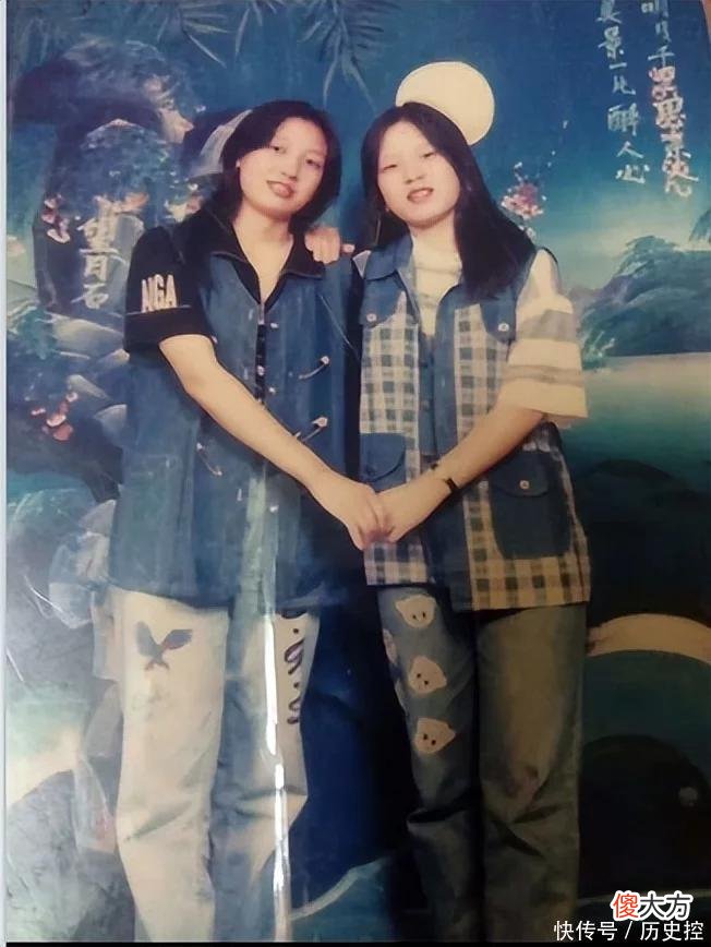 【时尚一点】上世纪九十年代彩色老照片：青春靓丽的闺蜜一起合影，时尚漂亮
