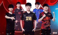 【游戏迷】冠军AD亦有差距！网友统计LPL宣传曲时长，JKL唱了22秒，LWX不到4秒
