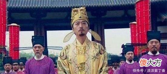 【爱历史】皇帝问宰相自己该传位给谁，宰相只说了四个字，却令皇帝十分高兴！