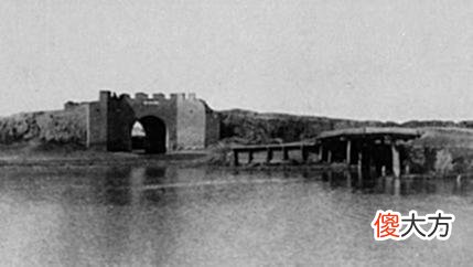 【历史故事】老照片:1900年天津的历史建筑,水师营炮塔与北洋机器局