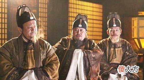 【爱历史】此宰相前后辅佐了11位皇帝，百姓夸他是好人，司马光却骂他是奸臣