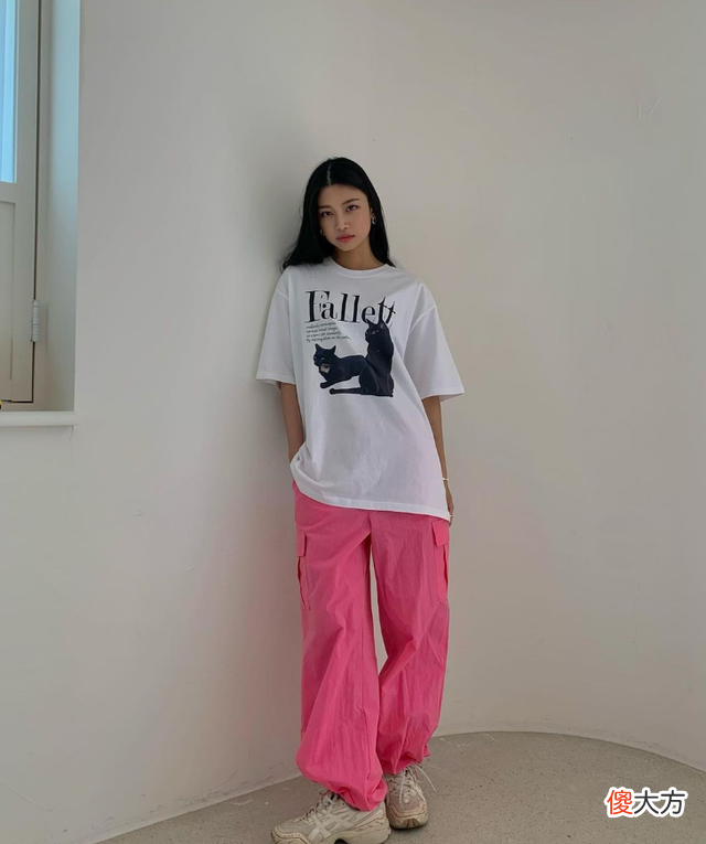 【时尚一点】ins博主luvjayne私服每一套都绝绝子 真的是清冷高级风的天花板