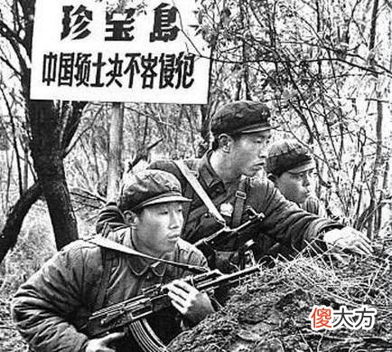 【爱历史】苏联派特务潜入中国炸坦克，结果因10元大钞露马脚！