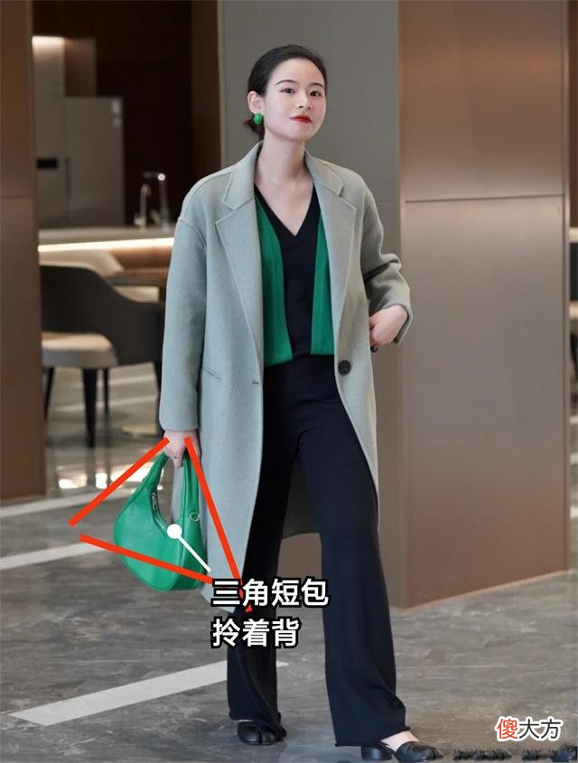【时尚一点】果然今年还是流行“腋下包”，经典款加点时尚感，显高轻熟又优雅