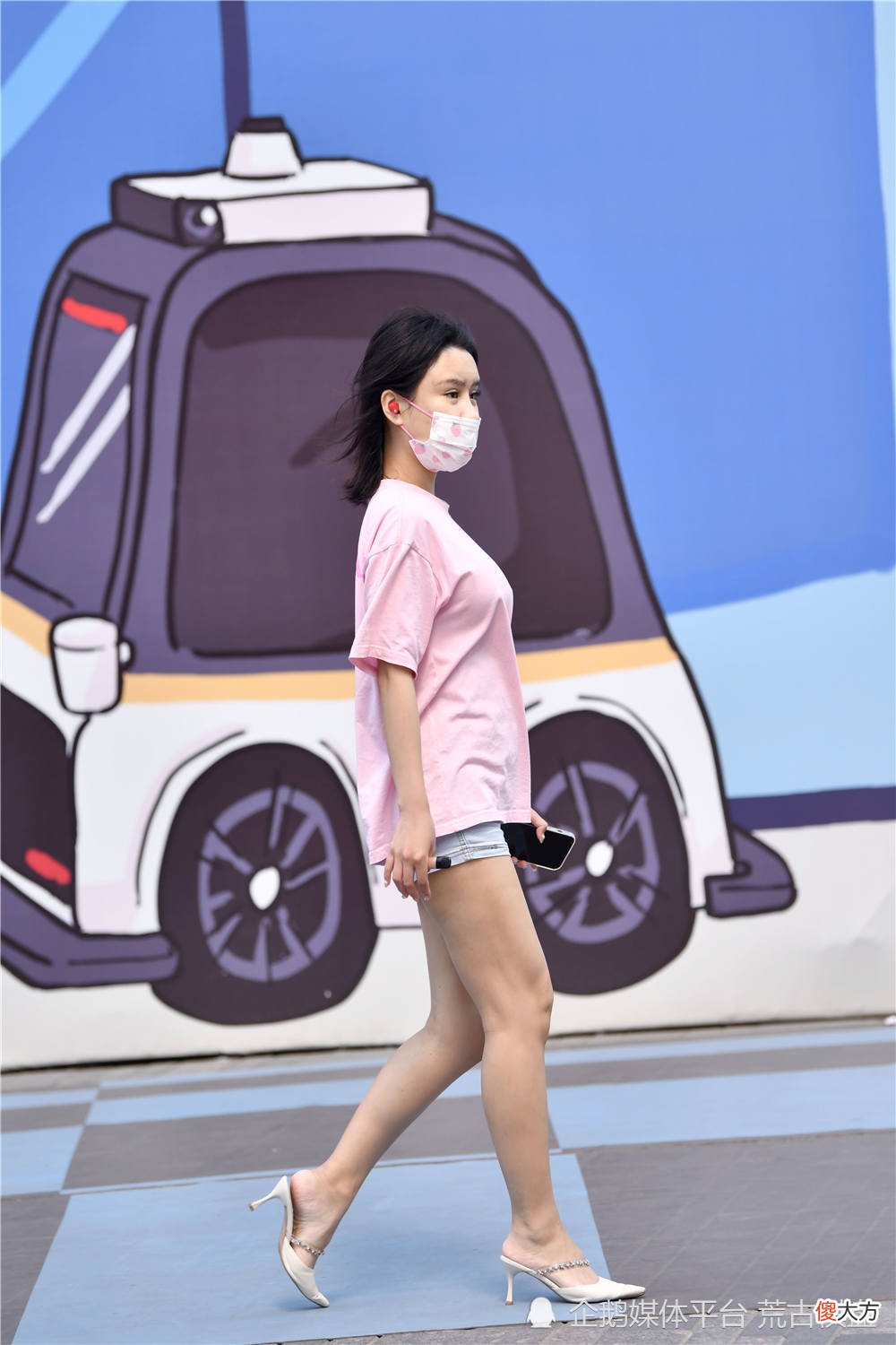 【时尚一点】夏季里很多美女选择高跟鞋搭配，和你想象的搭配，还是有很大差别