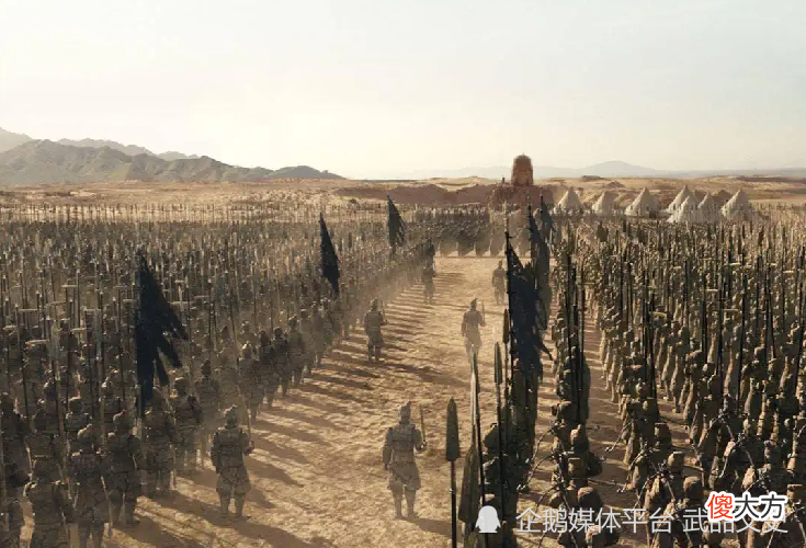 【历史故事】古代武将，真能举着几十斤的兵器打一天？出土文物揭秘兵器重量