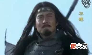 【历史故事】三国中第一次出场就被杀，众人傻眼，他是谁？