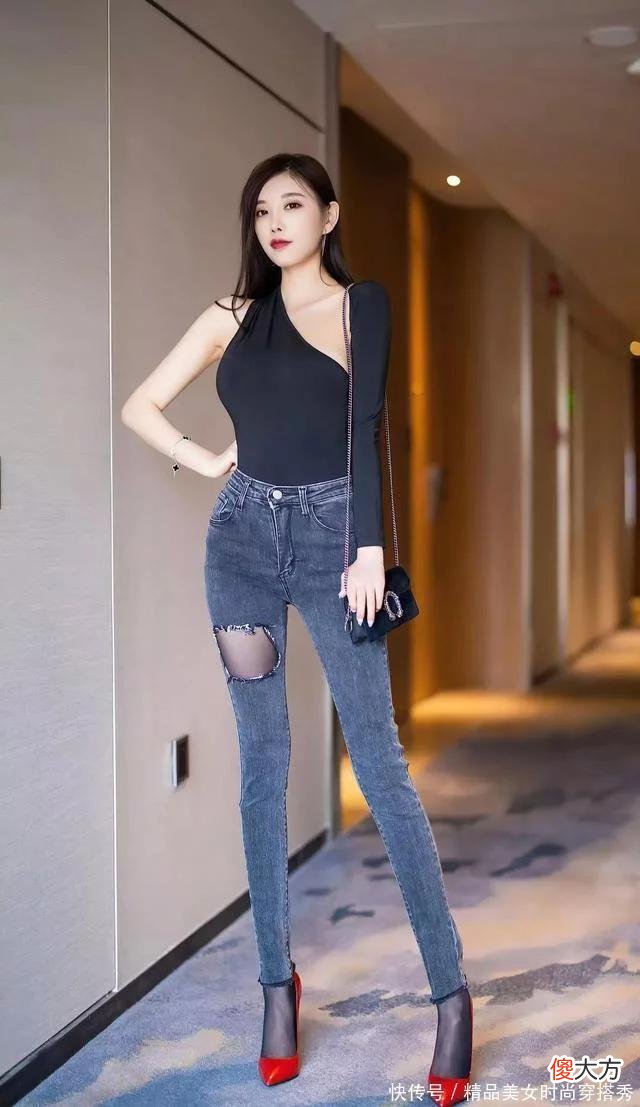 【就爱时尚】美女时尚穿搭秀，摩登个性的美女，身形优美，真好看