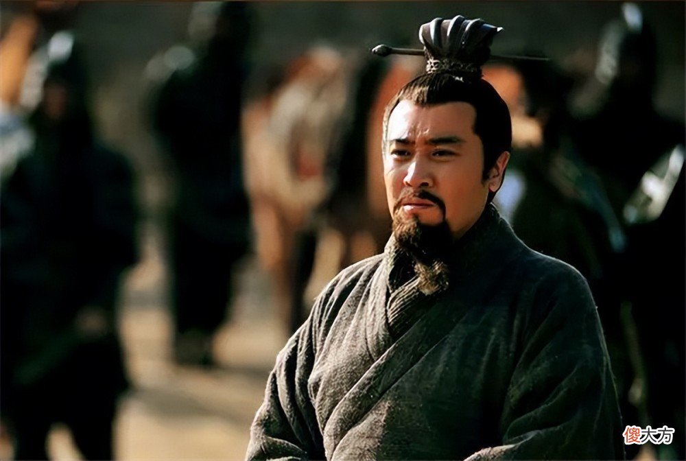 【历史故事】如果将历史的指针拨回，是否有人可以改变刘备集团的历史呢