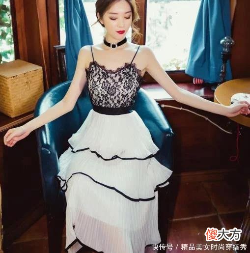 【就爱时尚】怎么穿才性感 5款性感连衣裙搭配推荐