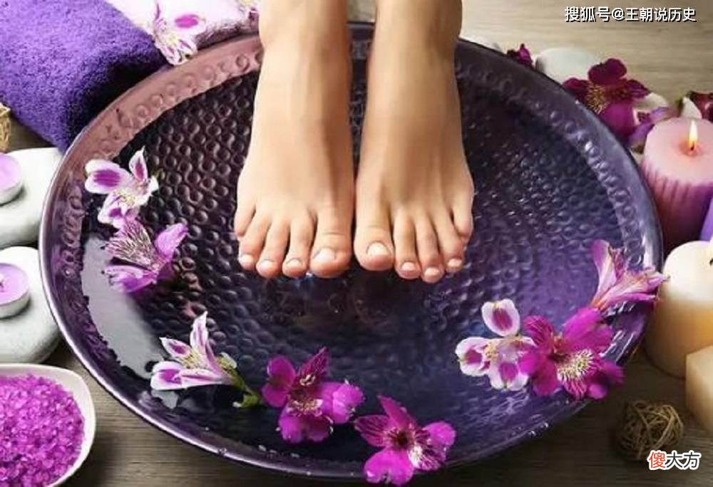 【爱历史】哪个少女不怀春，哪个男子不多情？男女之间的缘分说不清楚