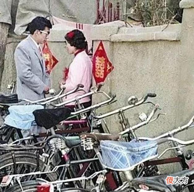 【历史故事】老照片：大连1980年的照片，希望能找回时光带走的记忆！