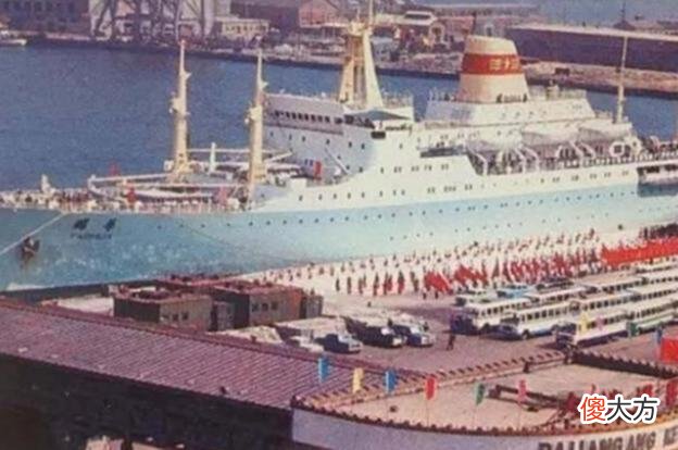 【历史故事】老照片：大连1980年的照片，希望能找回时光带走的记忆！