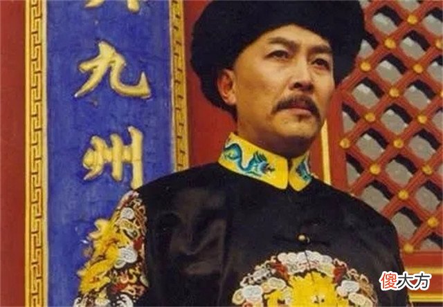 【历史故事】康熙刚驾崩，雍正就连夜处死了父亲60年的心腹，他知道了什么？