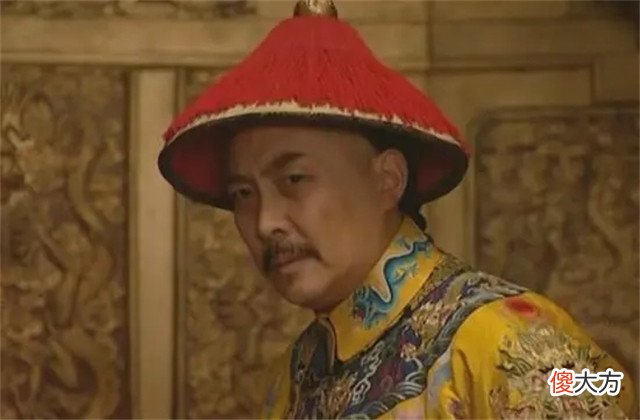 【历史故事】康熙刚驾崩，雍正就连夜处死了父亲60年的心腹，他知道了什么？