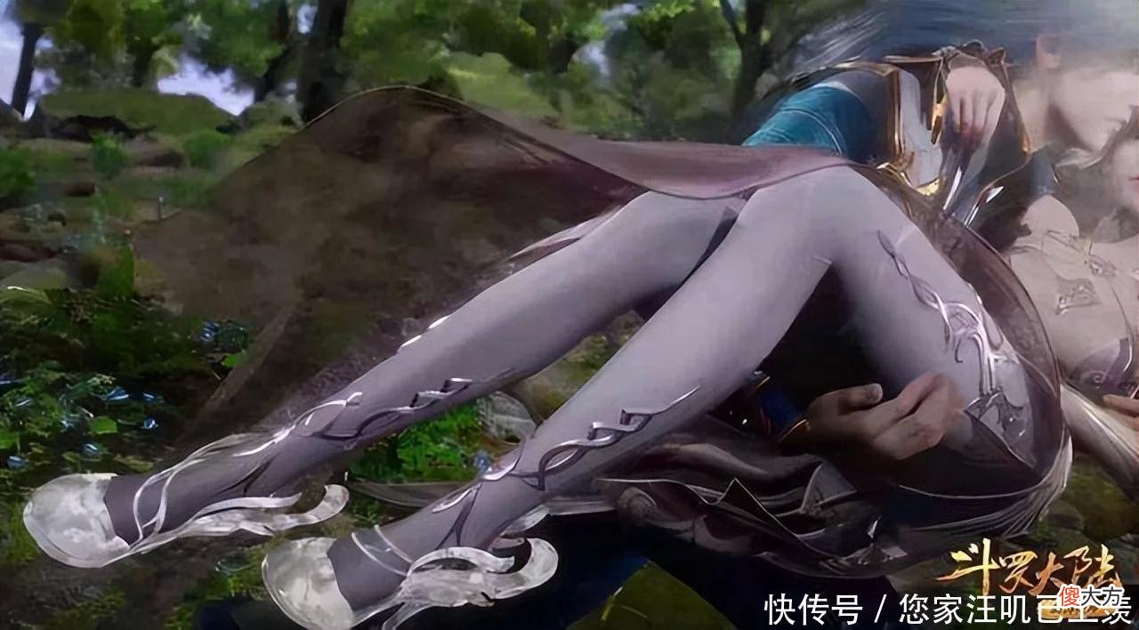 【时尚一点】小舞六款鞋子风格多变，JK黑皮鞋太古板，绝美水晶鞋搭黑丝太顶了