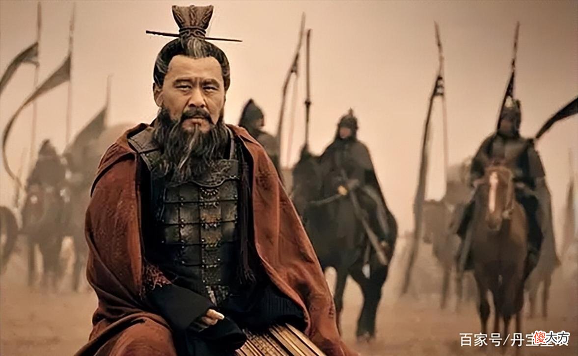 【爱历史】刘备一生忠厚善良，却在登基时杀了一人，是蜀国走向衰亡原因之一