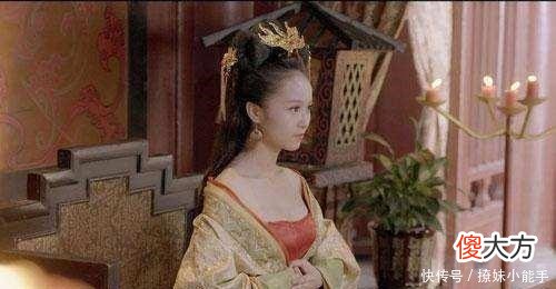 【历史故事】她做过两个国家的皇后，曾经还被废立过十次，最后嫁给了爱情！