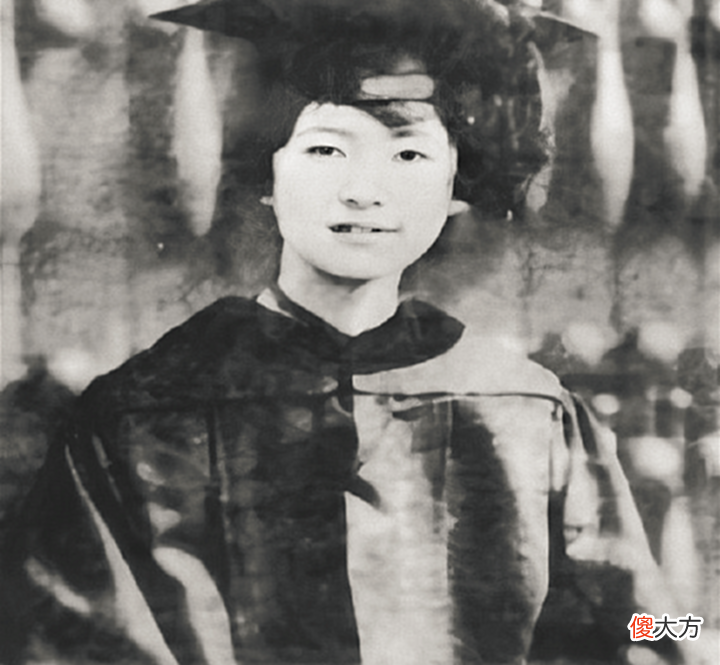 【历史故事】林徽因罕见老照片:在欧洲度蜜月,带6岁女儿骑驴,美得不可比拟