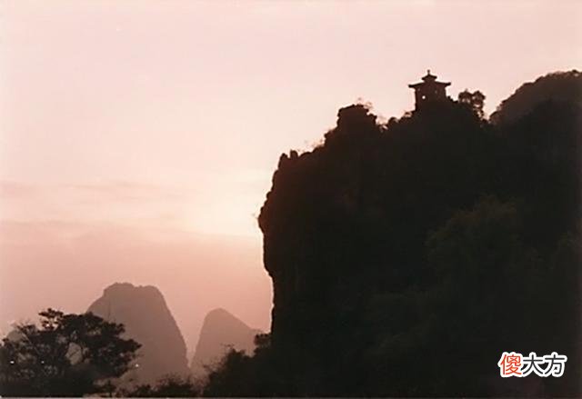 【历史故事】老照片：1985年的桂林，还是那山那水，唯有物是人非