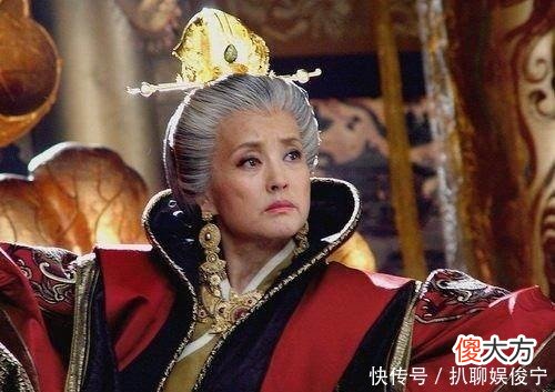 【爱历史】武则天为何给自己树立重达一百吨无字碑？毛主席一语道破其中玄机