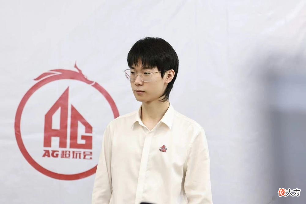 【游戏世界】ag超玩会重返s组首秀，豪取5连胜，能否战胜gk？